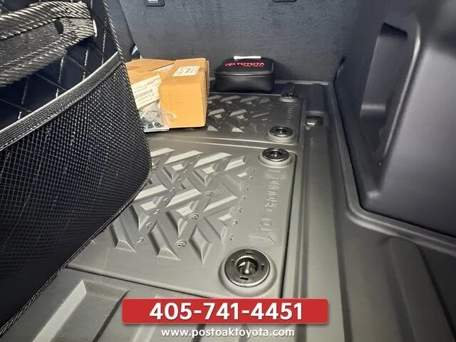2026 Toyota 4Runner 6th Gen - Image 19 of 20