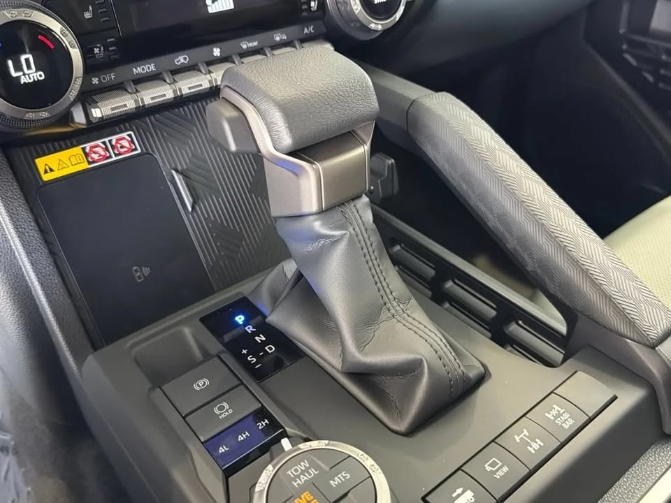 2026 Toyota 4Runner 6th Gen - Image 17 of 20