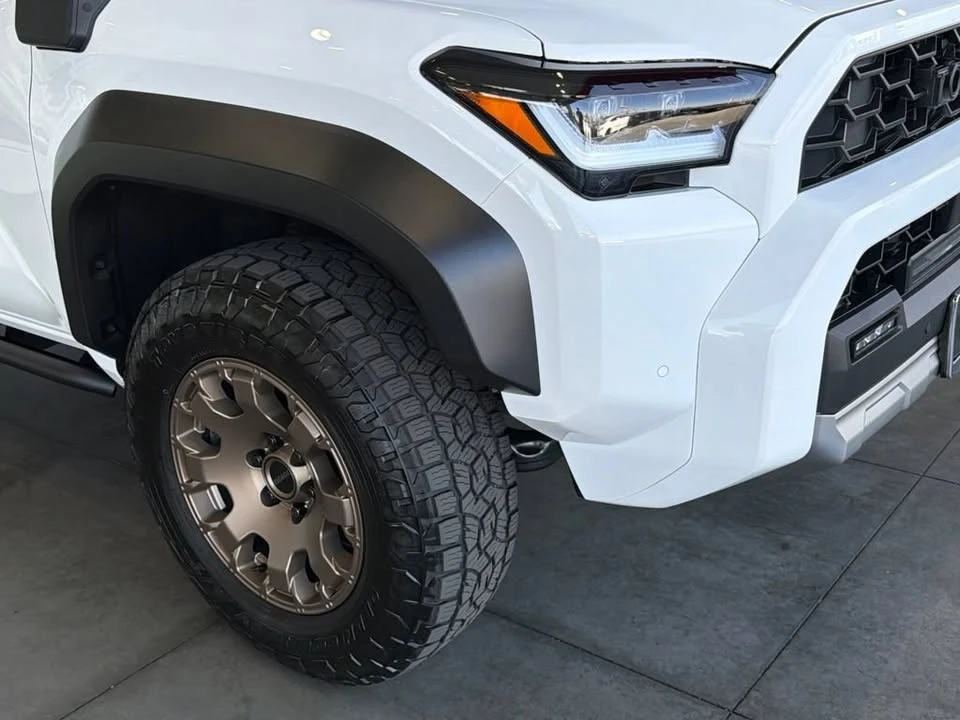 2026 Toyota 4Runner 6th Gen - Image 9 of 20