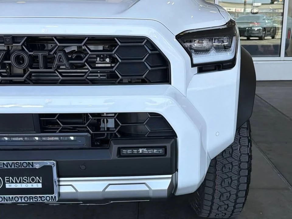 2026 Toyota 4Runner 6th Gen - Image 5 of 20