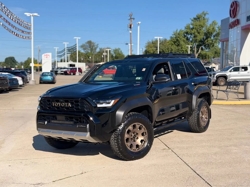 2026 Toyota 4Runner 6th Gen - Image 2 of 9