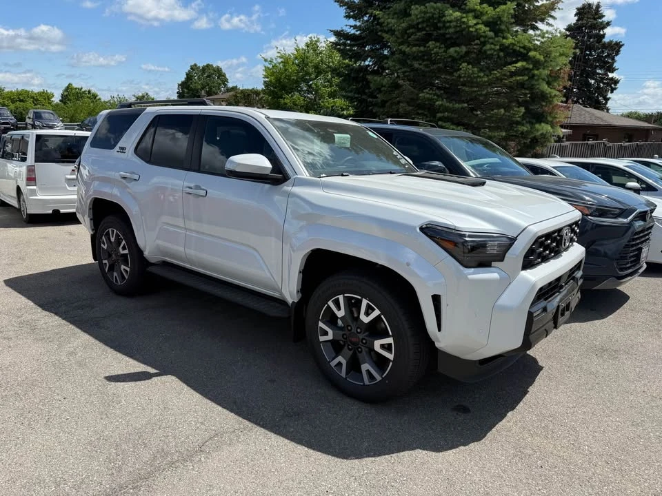 2026 Toyota 4Runner 6th Gen - Image 2 of 7