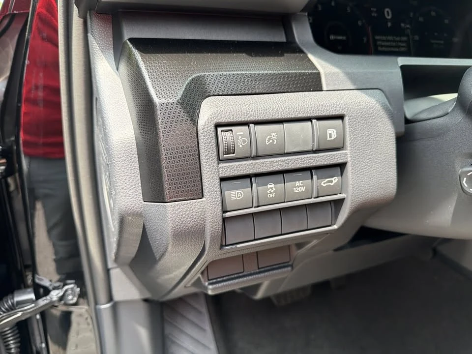 2026 Toyota 4Runner 6th Gen - Image 11 of 20
