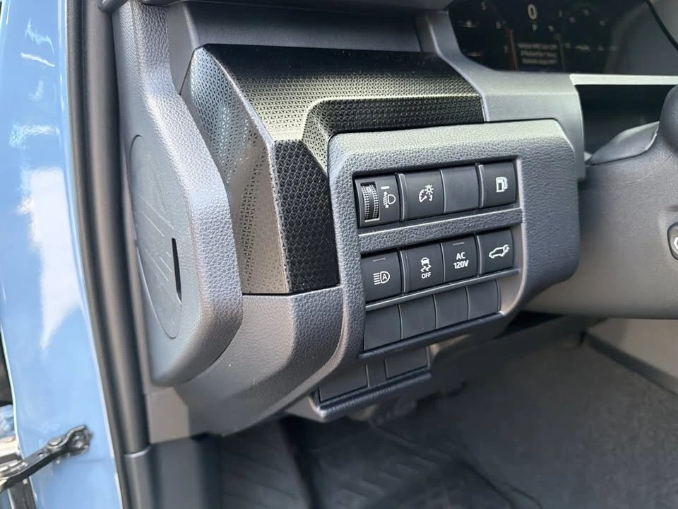 2026 Toyota 4Runner 6th Gen - Image 17 of 20