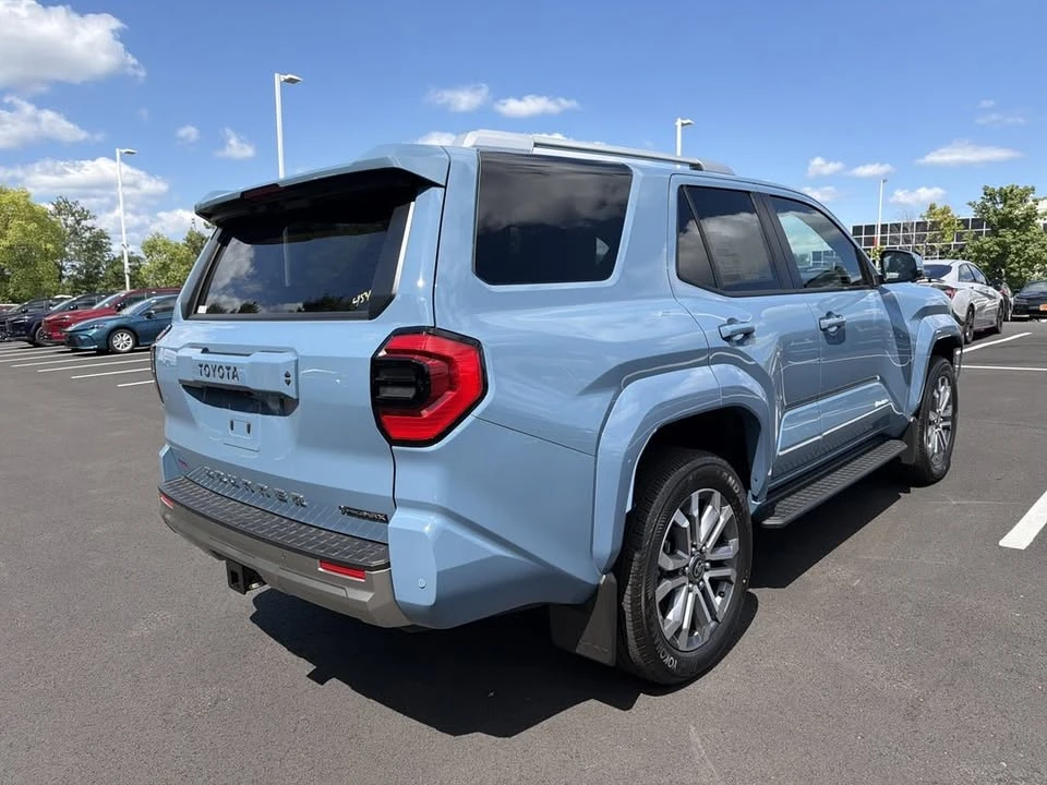 2026 Toyota 4Runner 6th Gen - Image 4 of 20