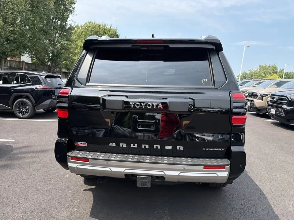 2026 Toyota 4Runner 6th Gen - Image 5 of 20