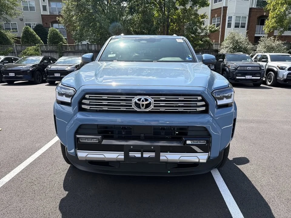 2026 Toyota 4Runner 6th Gen - Image 2 of 20