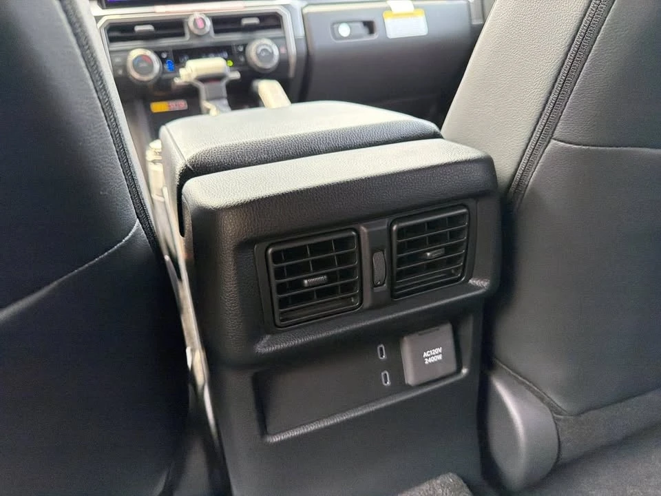 2026 Toyota 4Runner 6th Gen - Image 15 of 20
