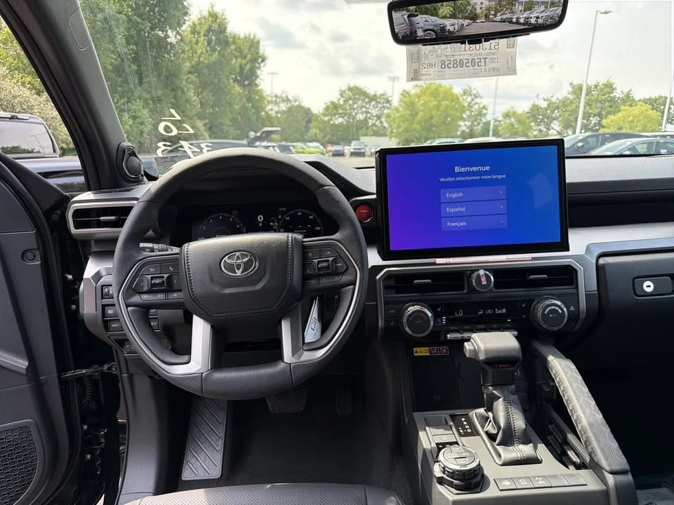 2026 Toyota 4Runner 6th Gen - Image 16 of 20