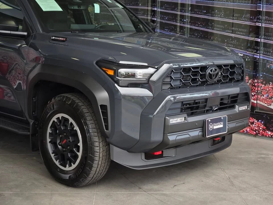 2026 Toyota 4Runner 6th Gen - Image 2 of 20