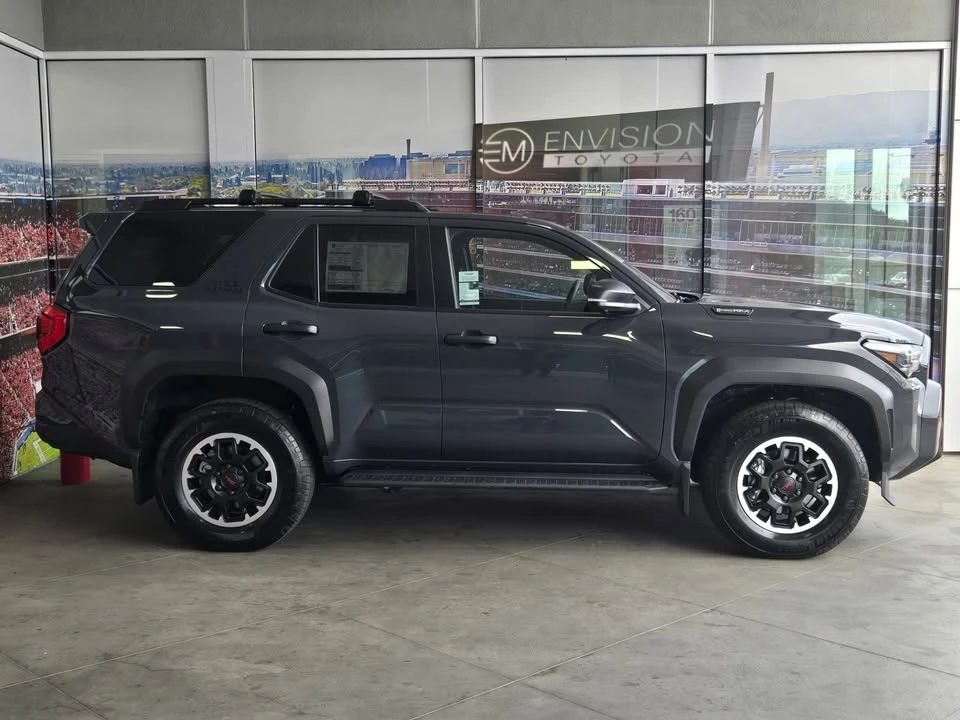 2026 Toyota 4Runner 6th Gen - Image 4 of 20