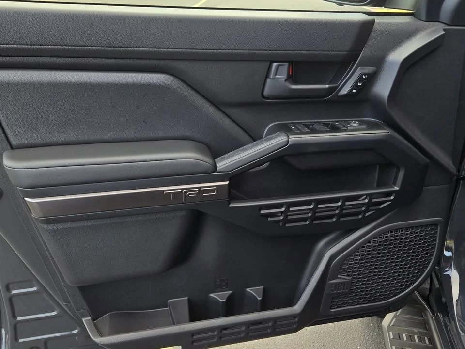 2026 Toyota 4Runner 6th Gen - Image 9 of 20