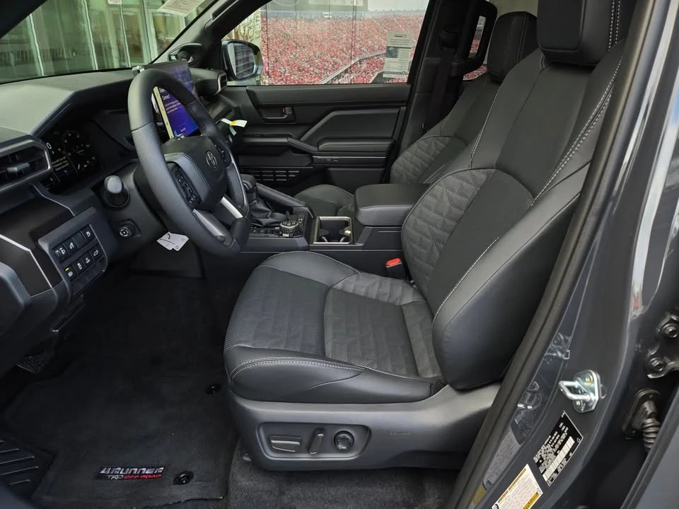 2026 Toyota 4Runner 6th Gen - Image 15 of 20