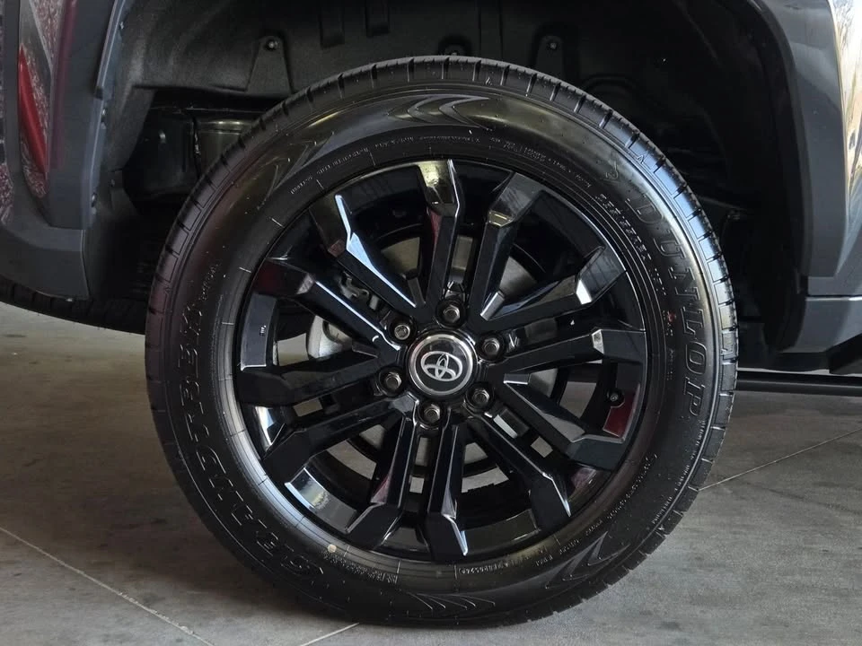 2026 Toyota 4Runner 6th Gen - Image 5 of 20