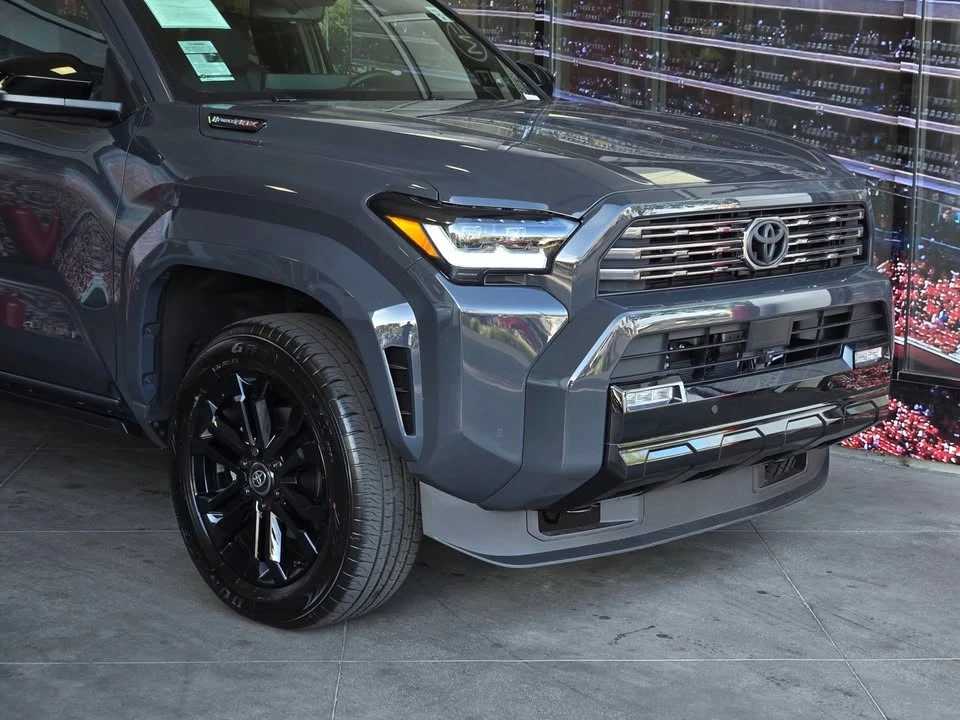 2026 Toyota 4Runner 6th Gen - Image 2 of 20
