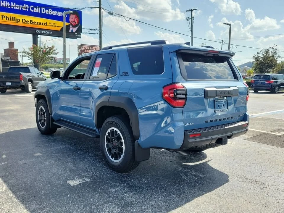2026 Toyota 4Runner 6th Gen - Image 3 of 20