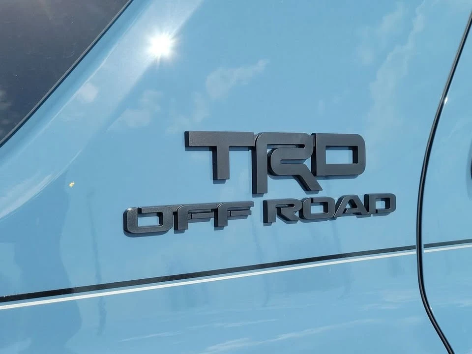 2026 Toyota 4Runner 6th Gen - Image 5 of 20