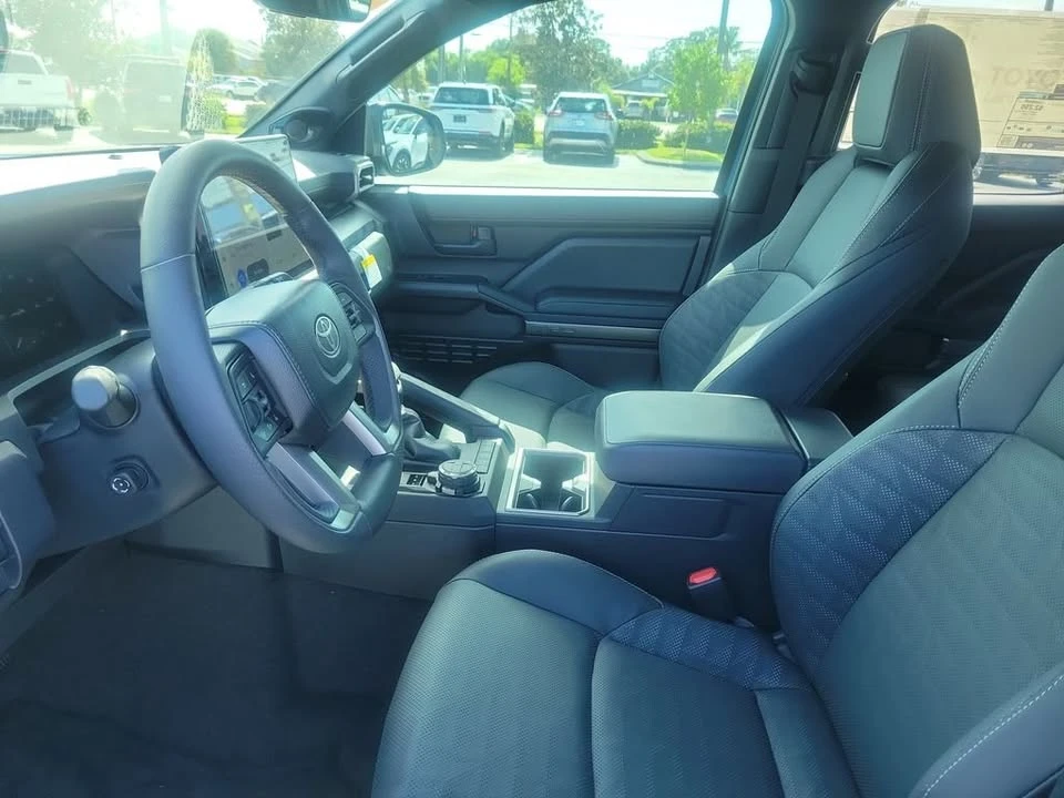 2026 Toyota 4Runner 6th Gen - Image 17 of 20