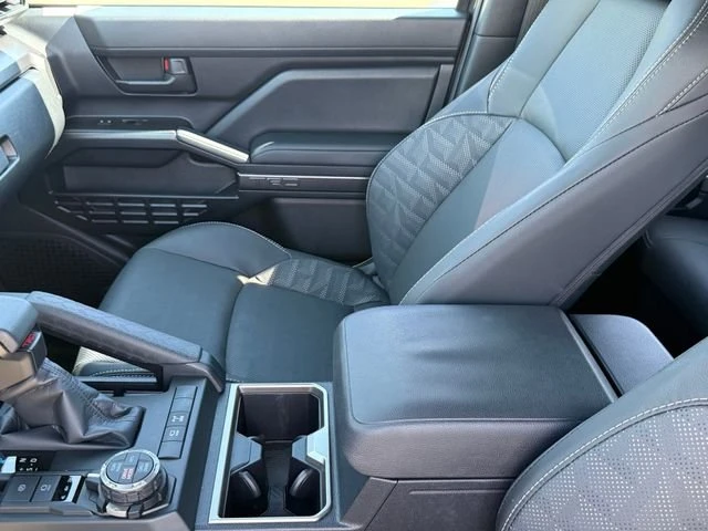 2026 Toyota 4Runner 6th Gen - Image 12 of 20