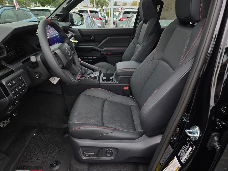 2026 Toyota 4Runner 6th Gen - Image 10 of 12