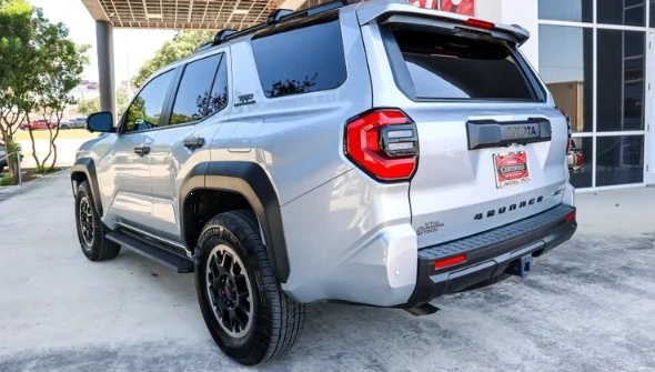 2026 Toyota 4Runner 6th Gen - Image 9 of 12