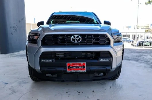 2026 Toyota 4Runner 6th Gen - Image 5 of 12