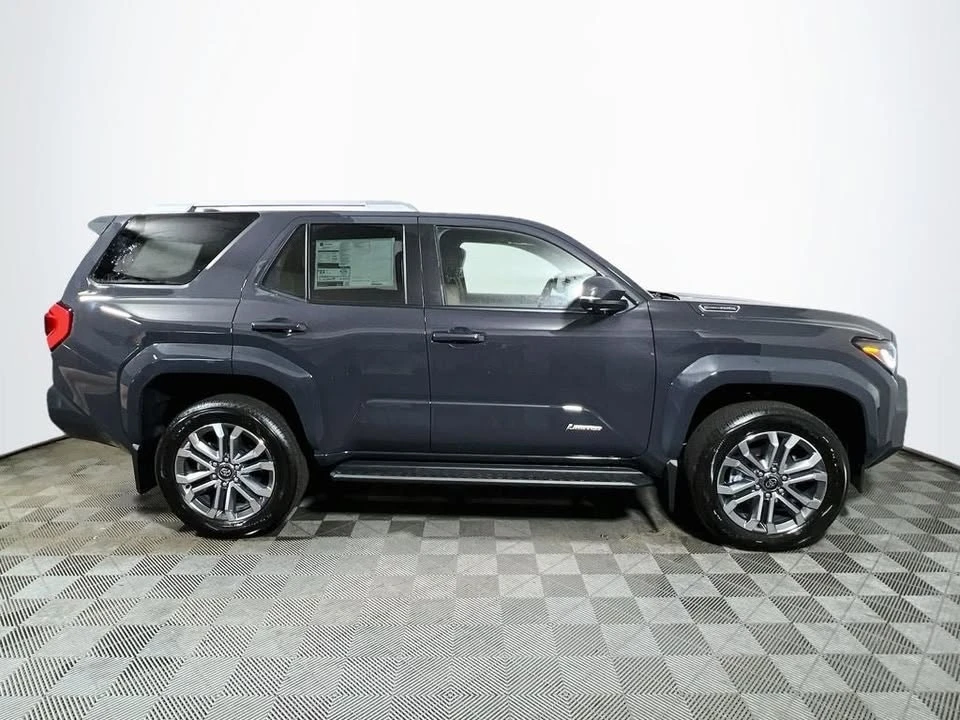 2026 Toyota 4Runner 6th Gen - Image 7 of 16