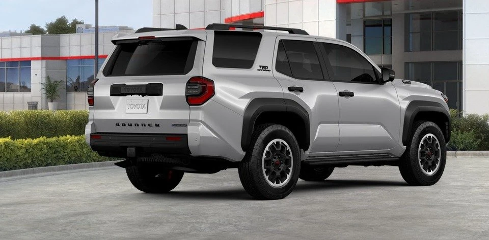 2026 Toyota 4Runner 6th Gen - Image 7 of 10