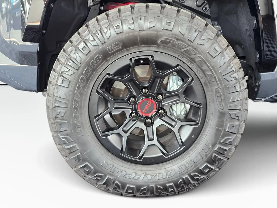 2026 Toyota 4Runner 6th Gen - Image 11 of 20