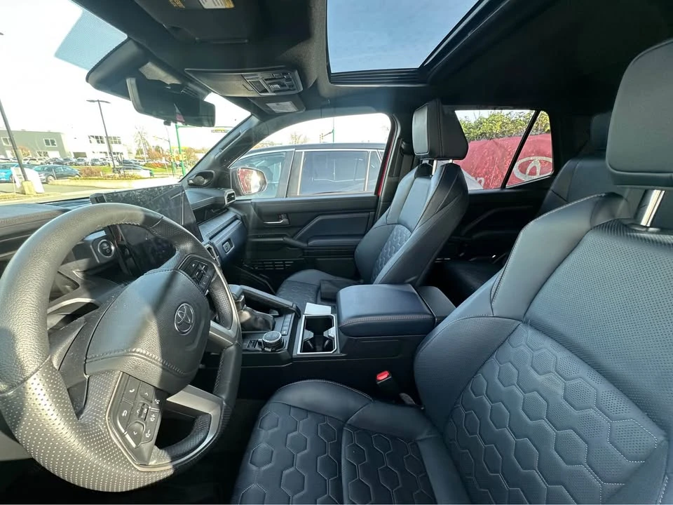 2026 Toyota 4Runner 6th Gen - Image 4 of 5