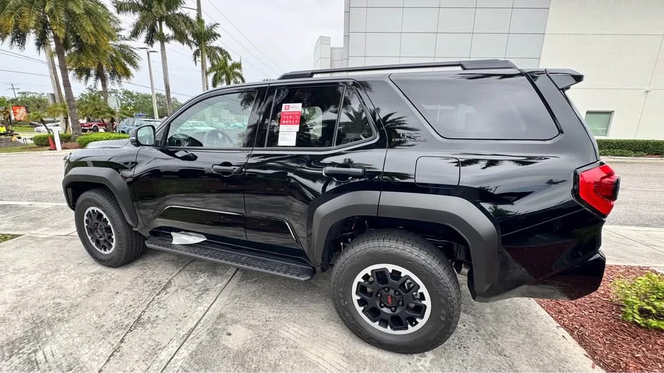 2026 Toyota 4Runner 6th Gen - Image 3 of 6