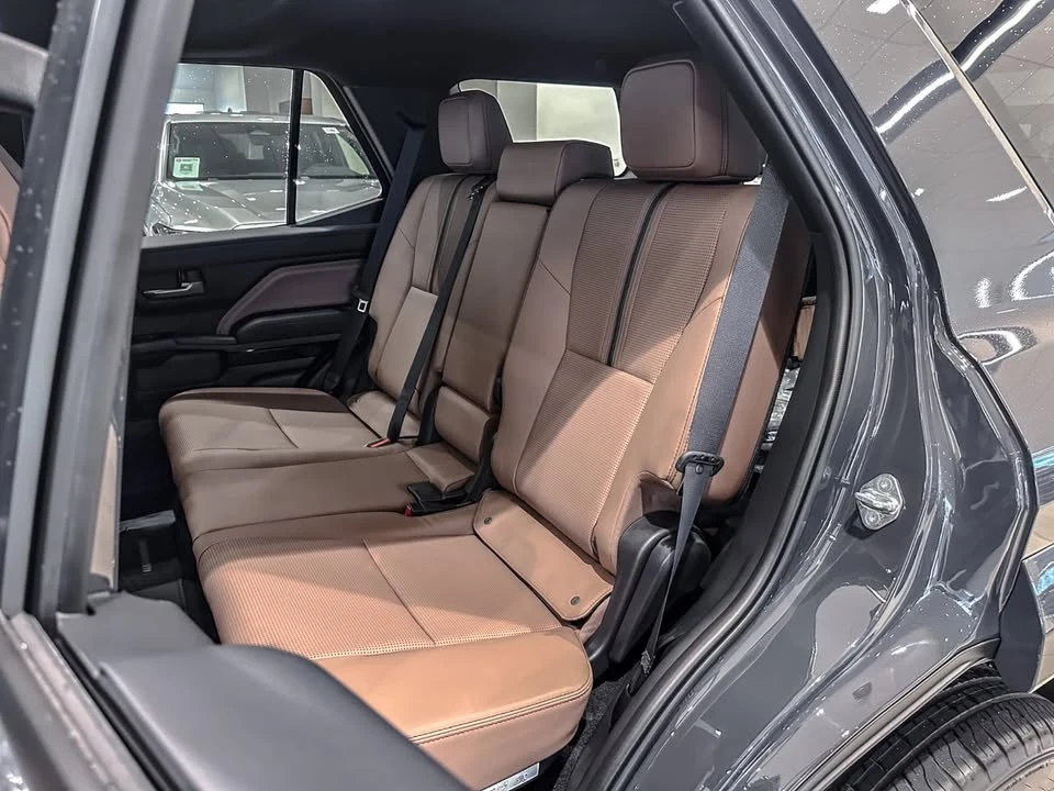 2026 Toyota 4Runner 6th Gen - Image 17 of 19