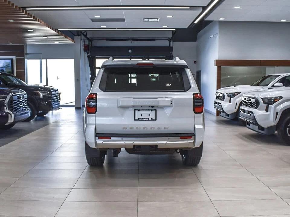 2026 Toyota 4Runner 6th Gen - Image 8 of 18