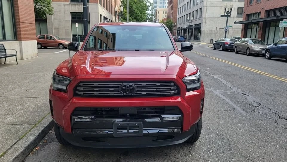 2026 Toyota 4Runner 6th Gen - Image 2 of 6