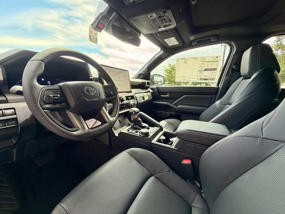 2026 Toyota 4Runner 6th Gen - Image 7 of 15