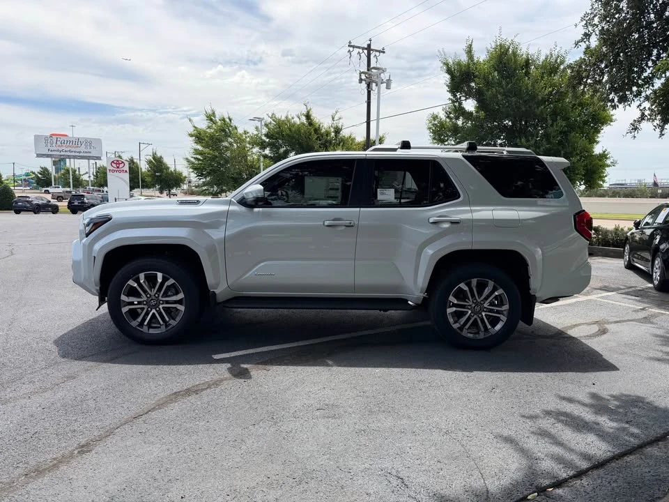 2026 Toyota 4Runner 6th Gen - Image 6 of 15