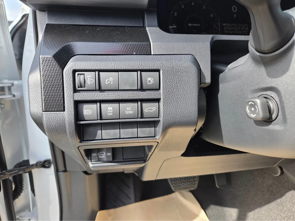 2026 Toyota 4Runner 6th Gen - Image 9 of 13