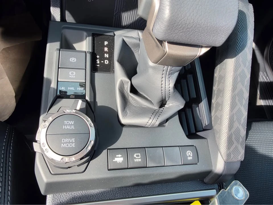 2026 Toyota 4Runner 6th Gen - Image 12 of 13