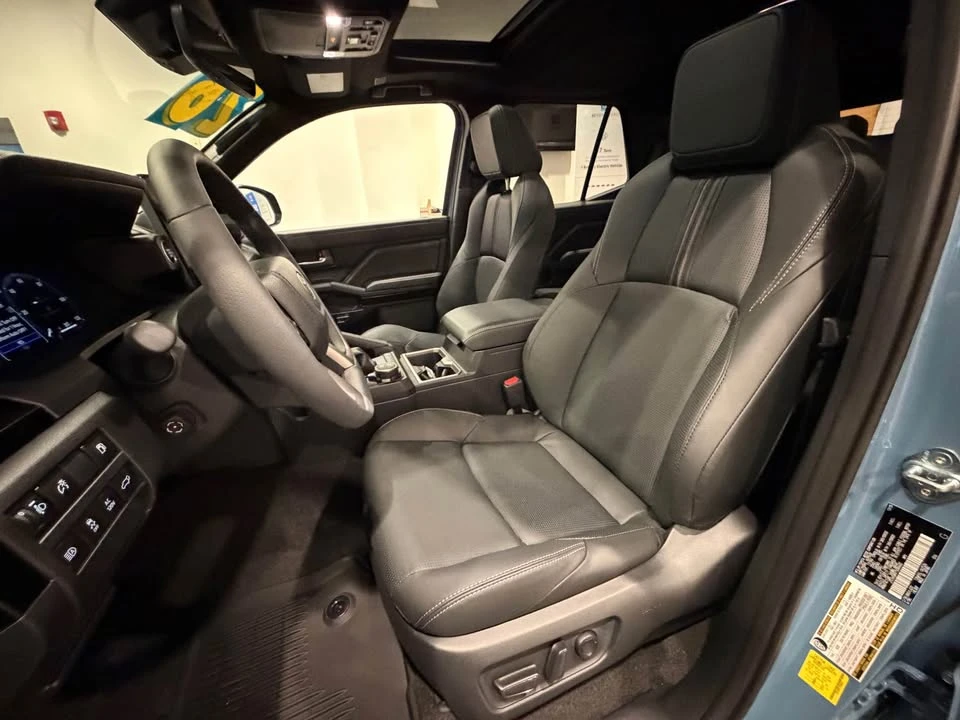 2026 Toyota 4Runner 6th Gen - Image 14 of 20