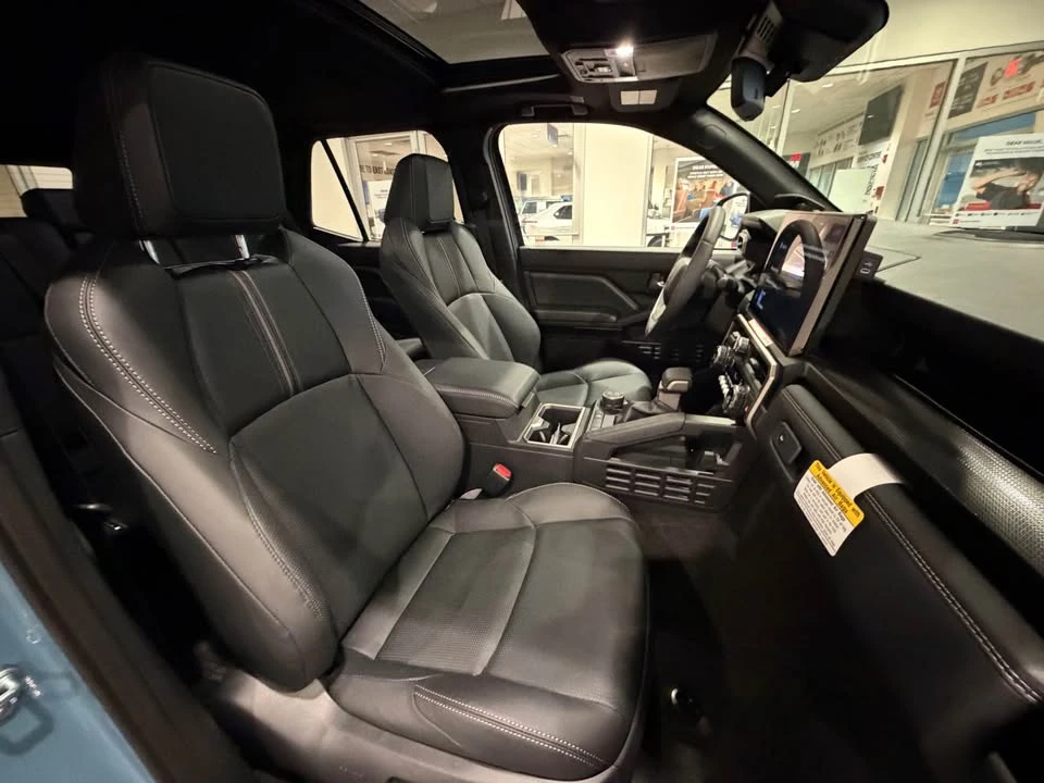 2026 Toyota 4Runner 6th Gen - Image 17 of 20