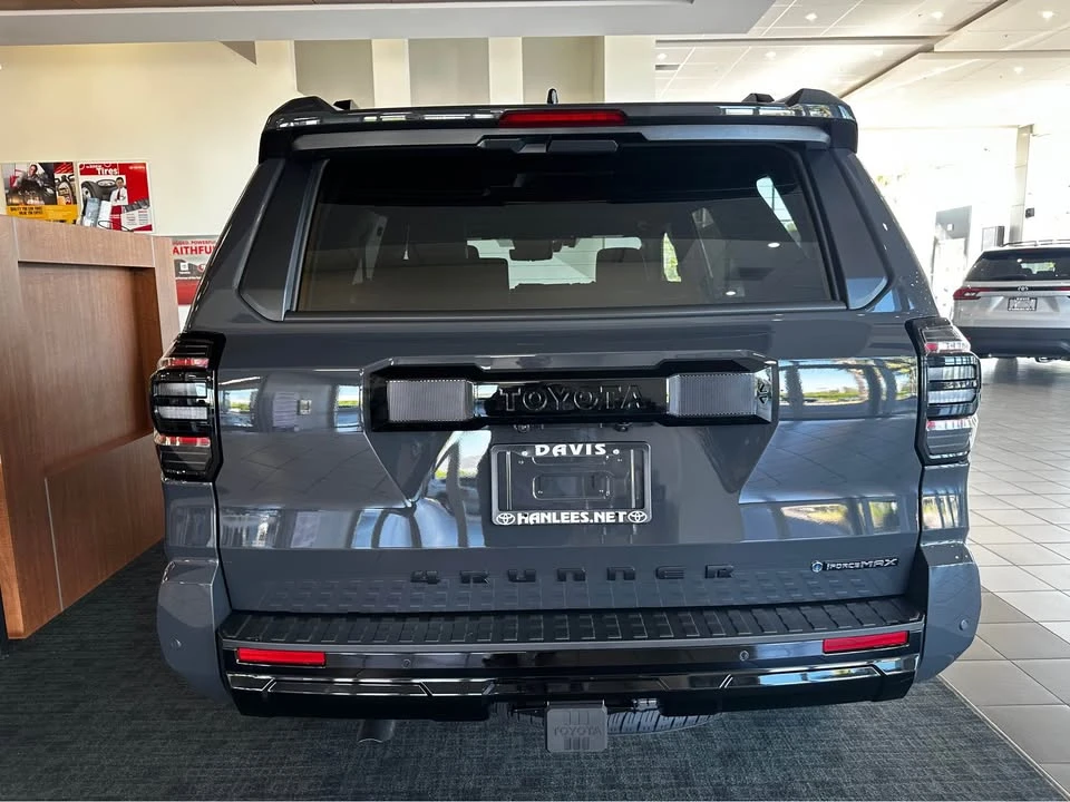 2026 Toyota 4Runner 6th Gen - Image 4 of 5
