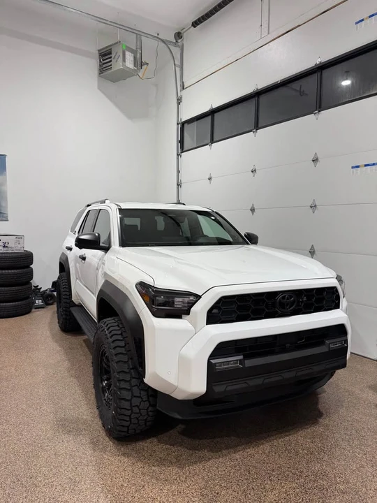 2026 Toyota 4Runner 6th Gen - Image 2 of 13