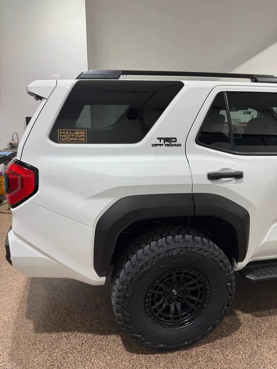 2026 Toyota 4Runner 6th Gen - Image 5 of 13