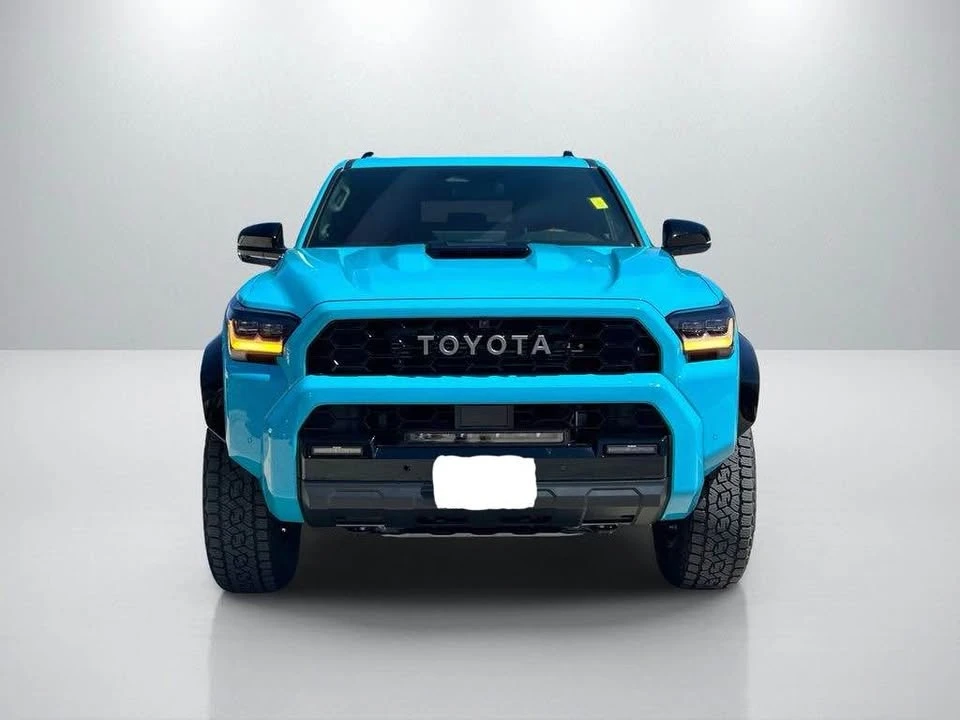 2026 Toyota 4Runner 6th Gen - Image 2 of 17