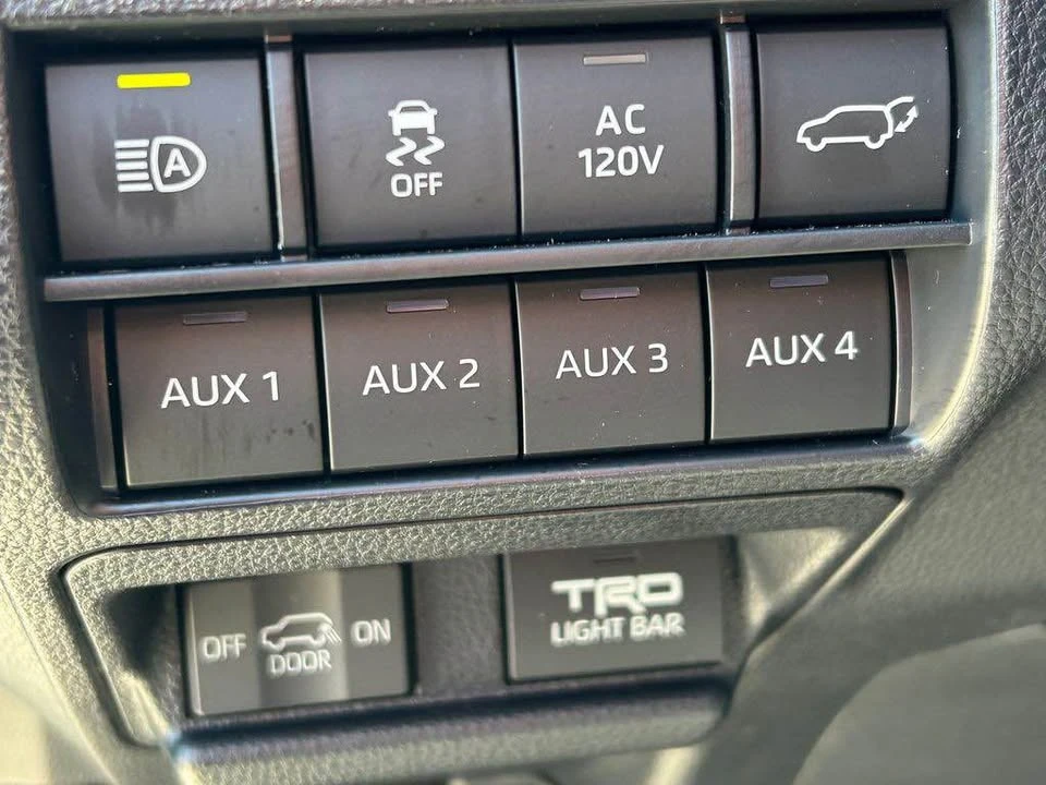 2026 Toyota 4Runner 6th Gen - Image 12 of 17
