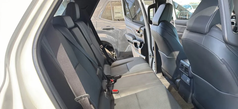 2026 Toyota 4Runner 6th Gen - Image 8 of 10