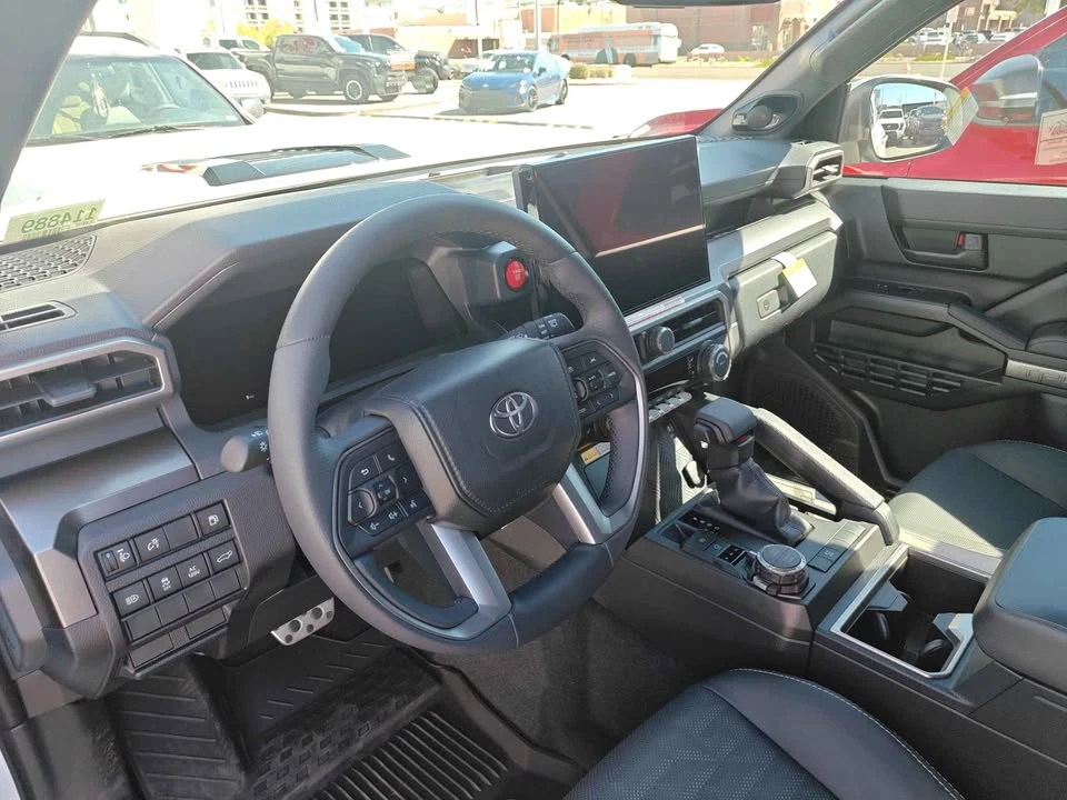 2026 Toyota 4Runner 6th Gen - Image 7 of 10