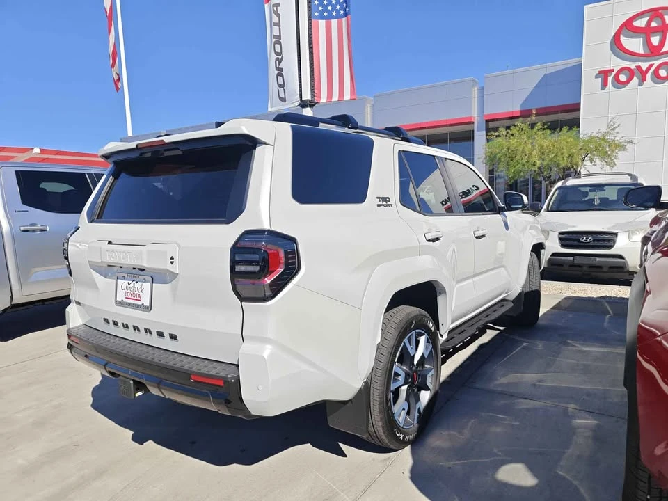 2026 Toyota 4Runner 6th Gen - Image 3 of 10