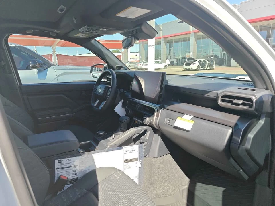 2026 Toyota 4Runner 6th Gen - Image 5 of 10