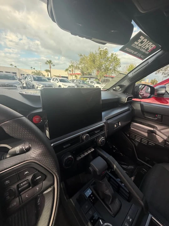 2026 Toyota 4Runner 6th Gen - Image 6 of 9